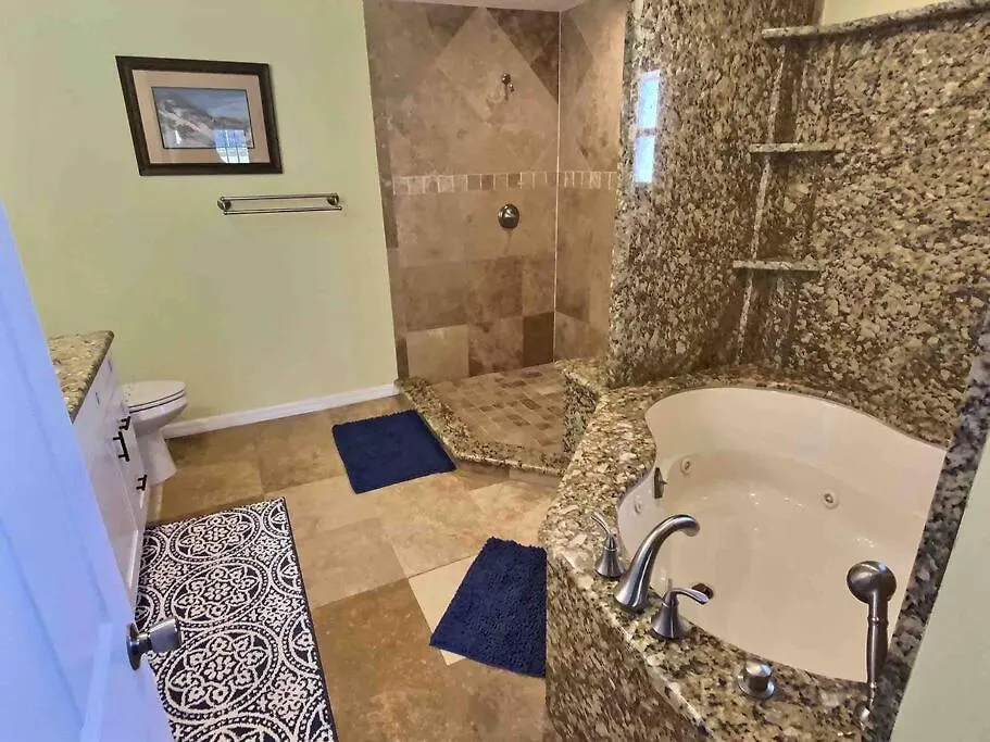 Villa Vacation In Comfort Pool Waterfront Boat Cape Coral