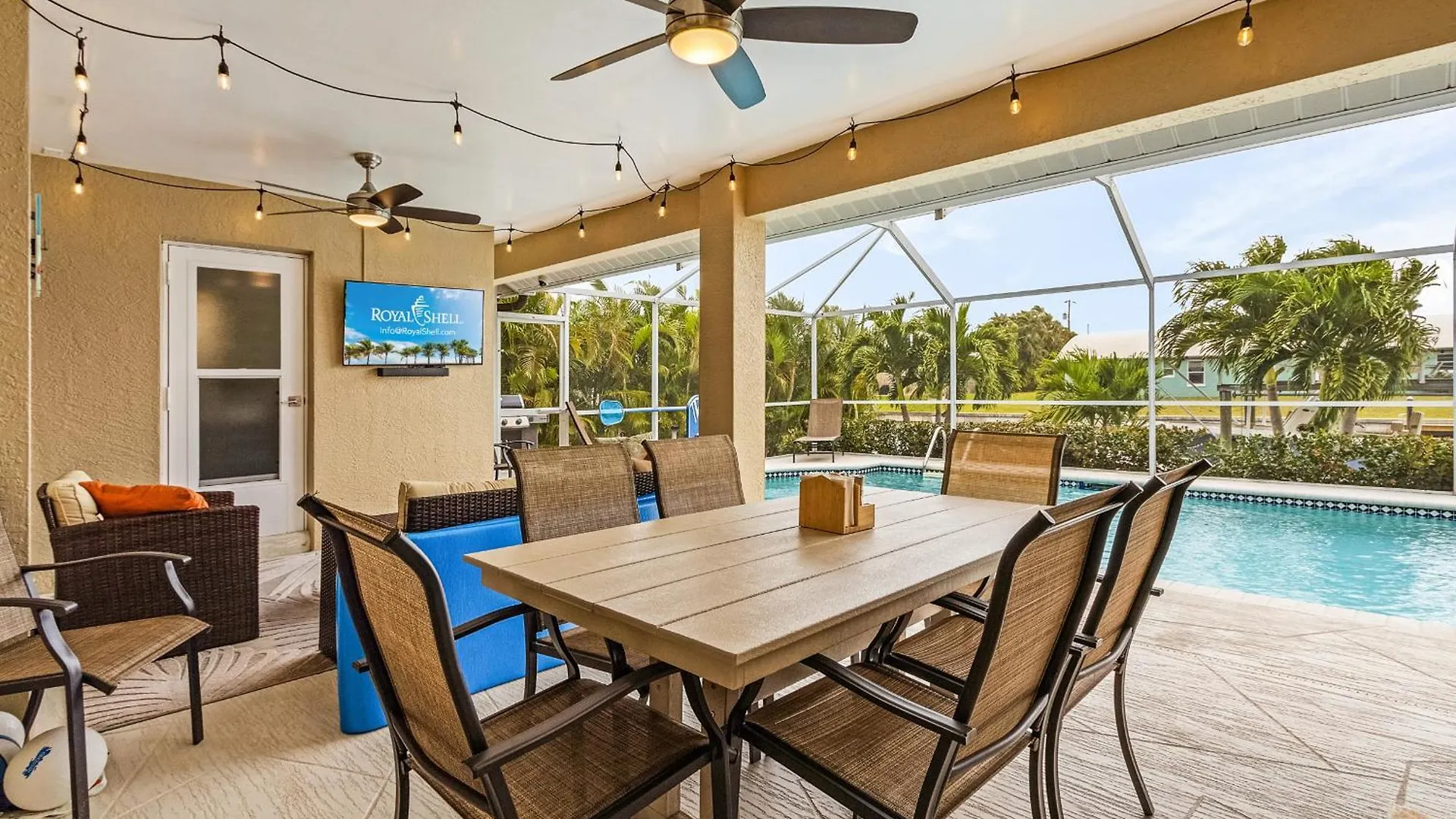 Coastal Breeze Relax And Adventure Holiday home