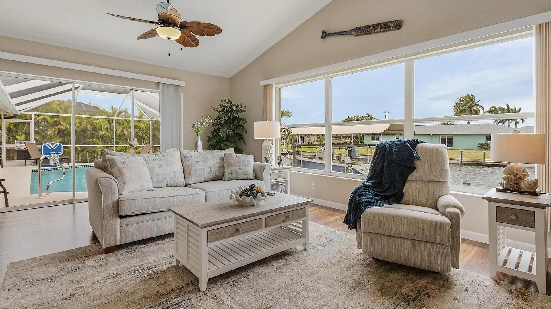 Coastal Breeze Relax And Adventure * Cape Coral