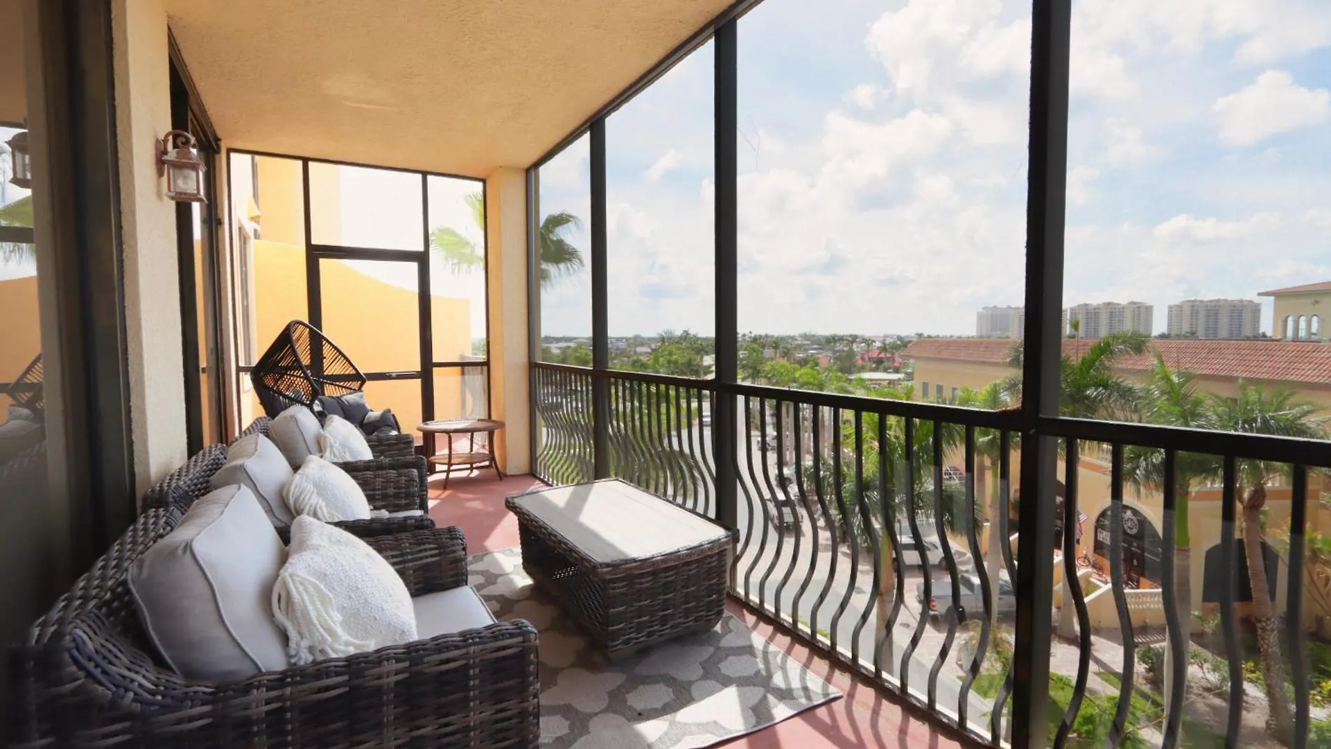Apartment Cape Harbour 509 *