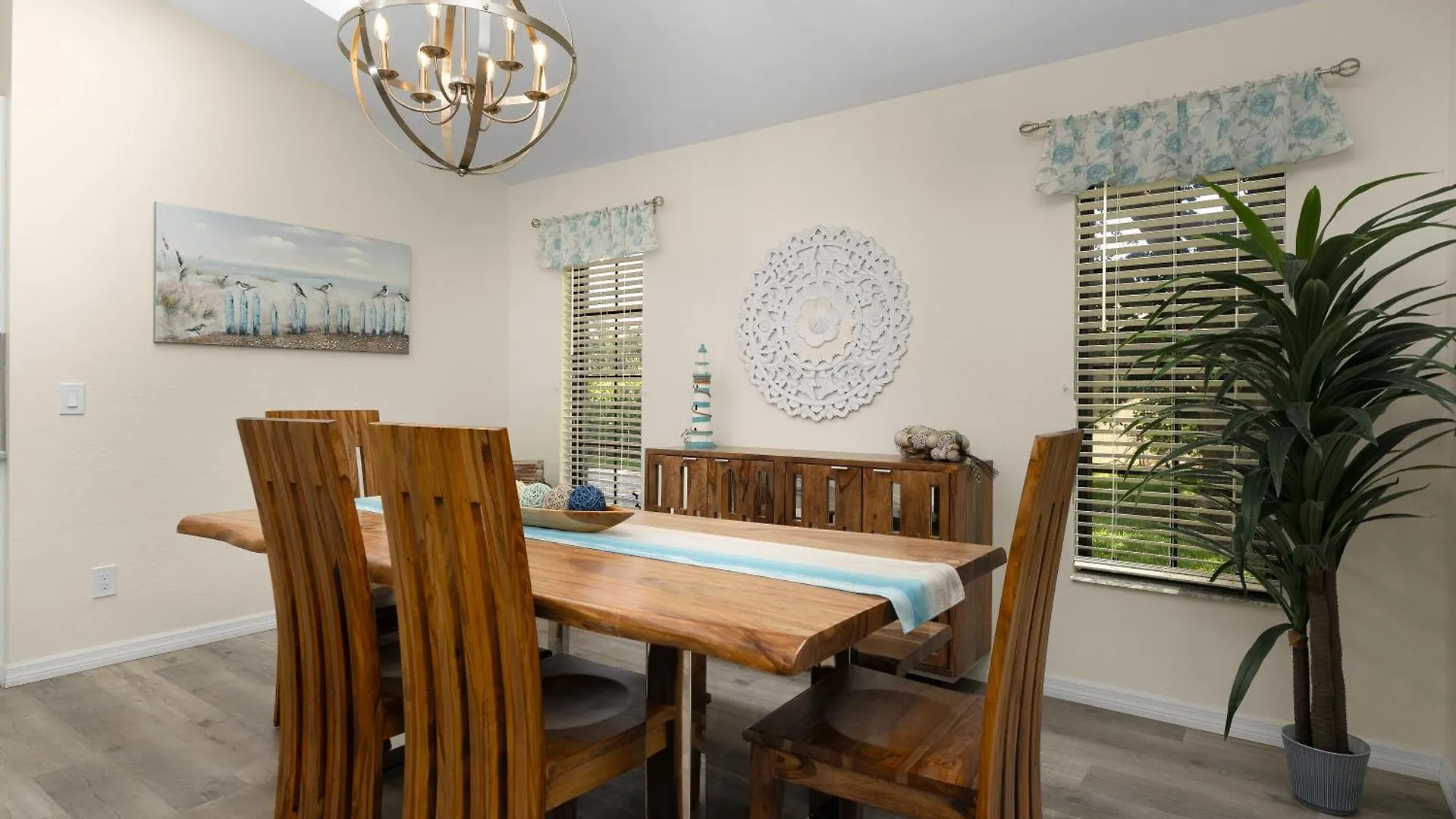 Blue Diamond Pool And Cape Coral