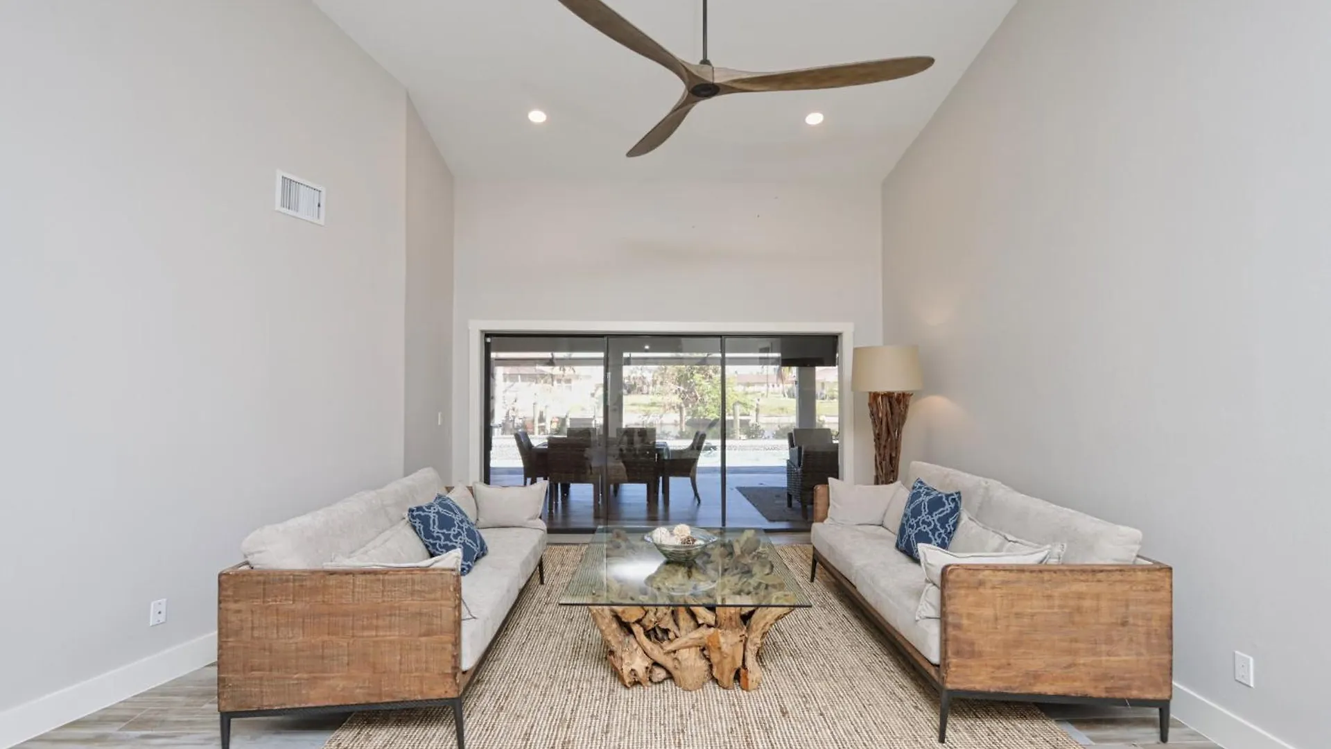Boat Dock, Luxurious Pool, Gorgeous - Escape To The Cape Holiday home Cape Coral