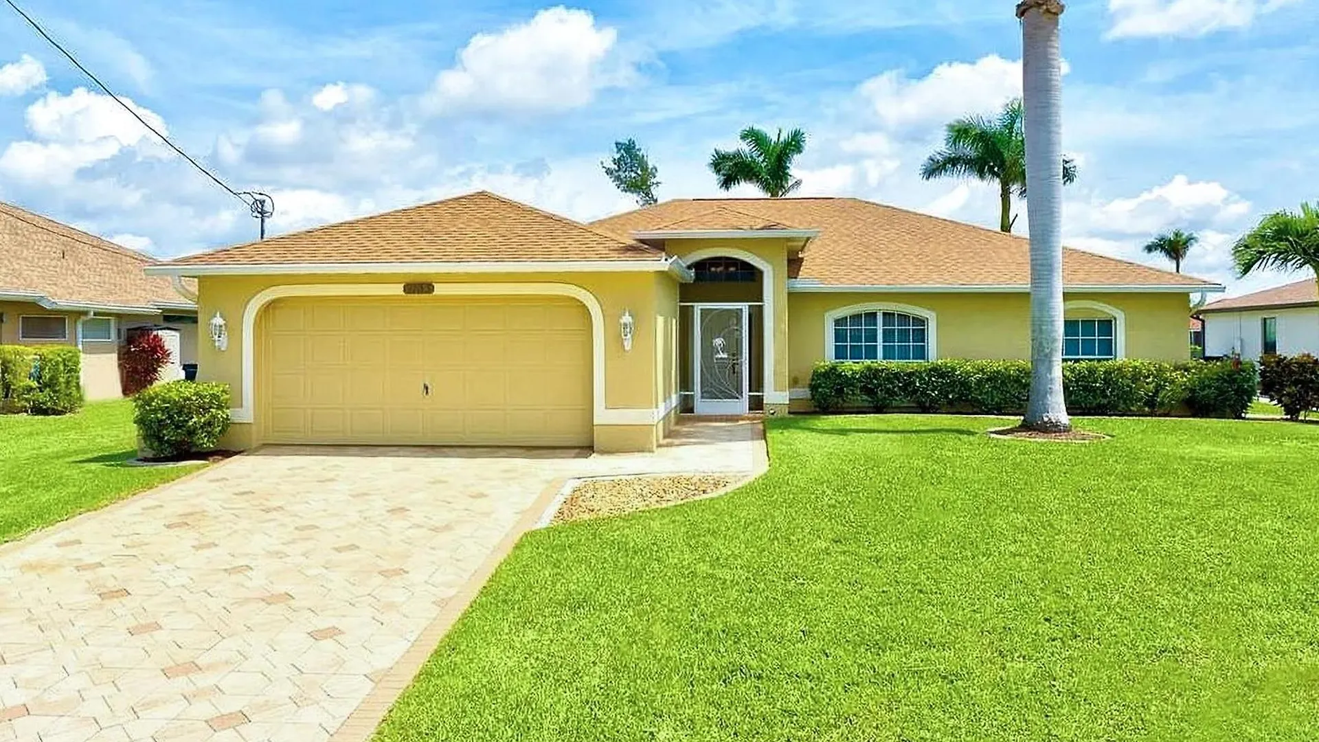 Waterfront Palms Cape Coral