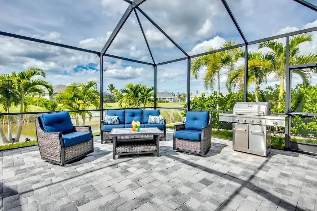 Timeless By Coralvilla - On Water With Pool * Cape Coral