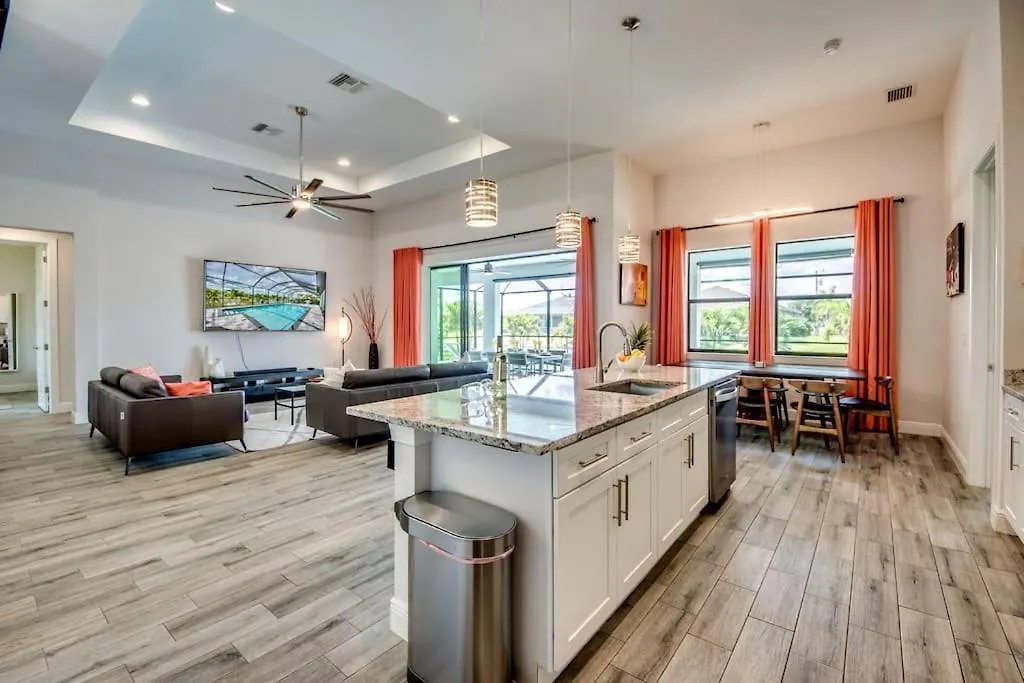 Timeless By Coralvilla - On Water With Pool Villa Cape Coral