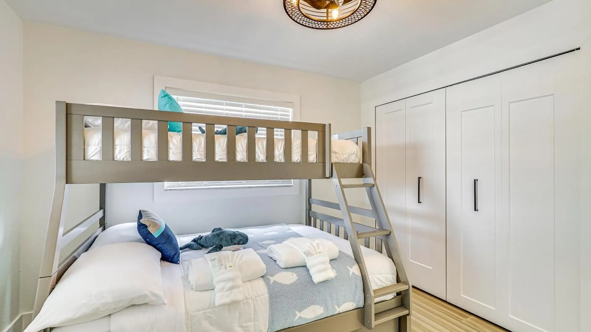 Canal-front Getaway With Grill In Cape Coral! * Cape Coral