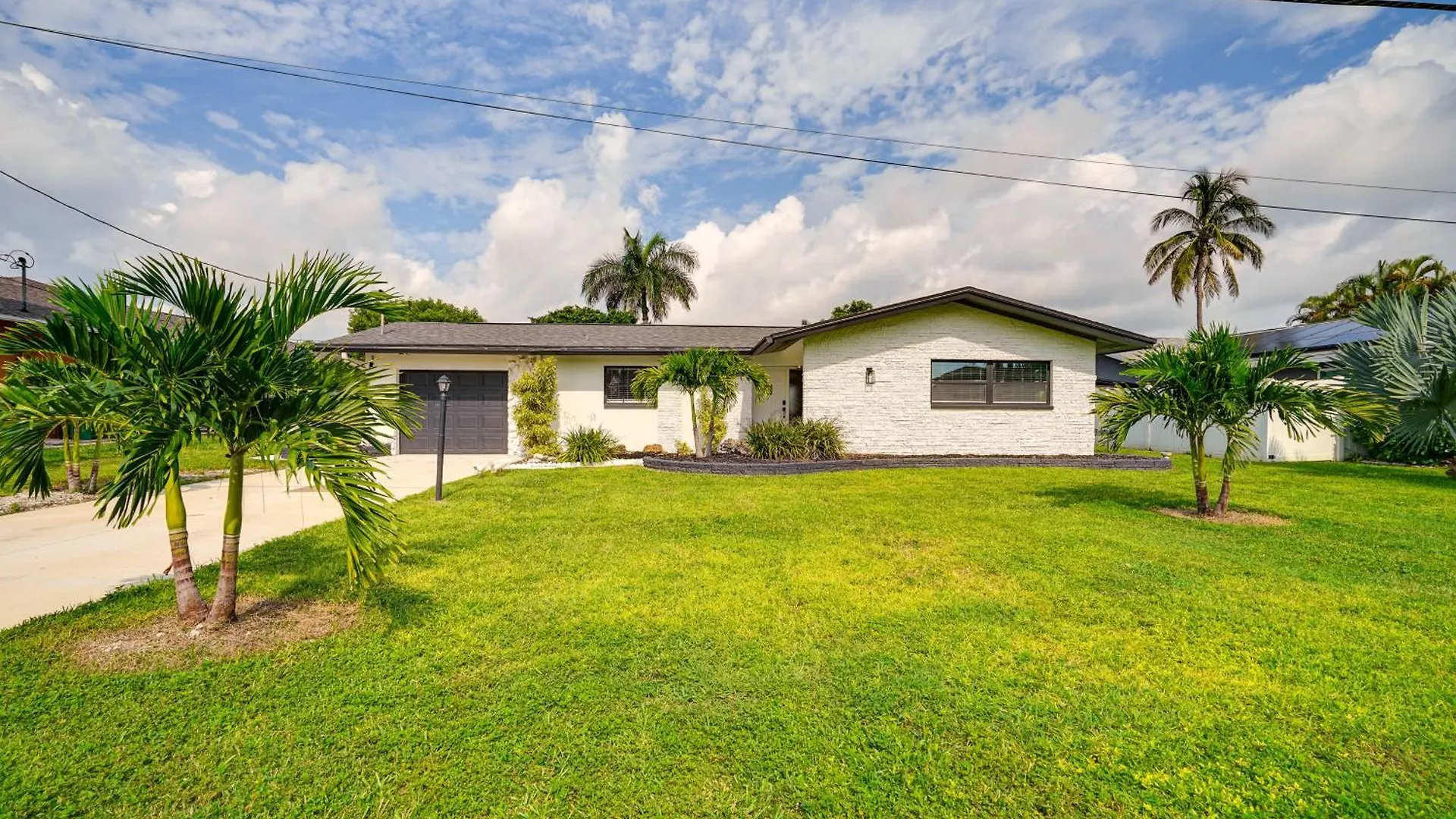 Canal-front Getaway With Grill In Cape Coral! Cape Coral