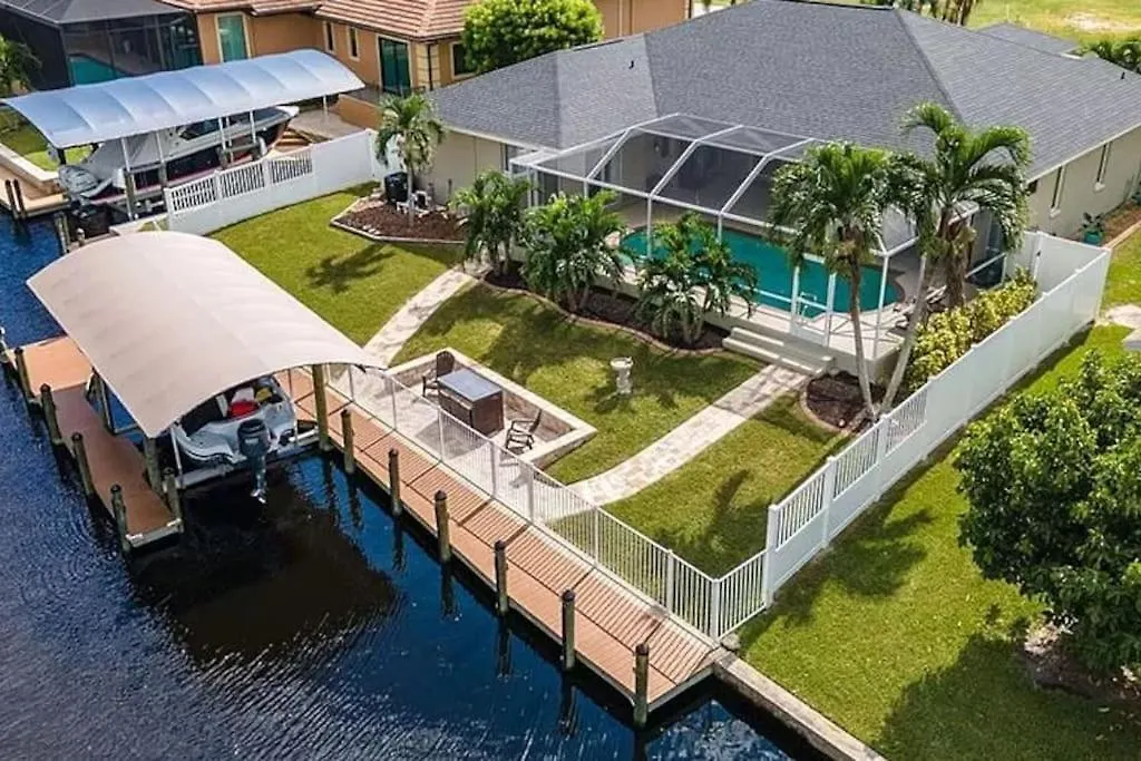 Sarasota By Coralvilla-for Boaters, With Pool