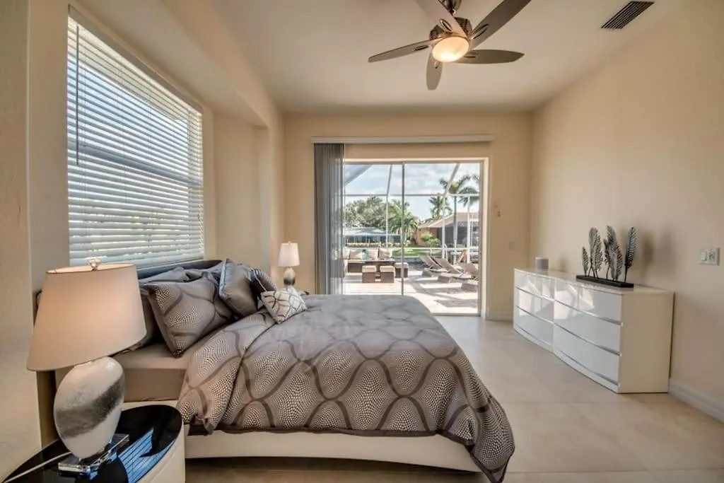 Saxony By Coralvilla - Pool, South Facing Villa Cape Coral
