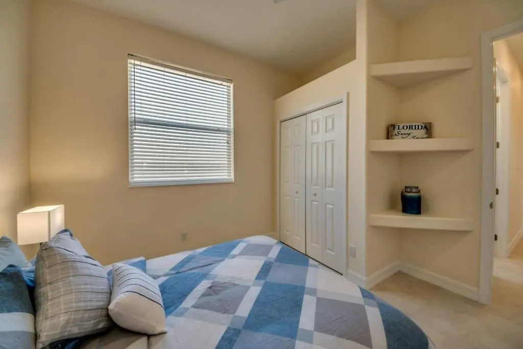 Saxony By Coralvilla - Pool, South Facing Villa Cape Coral