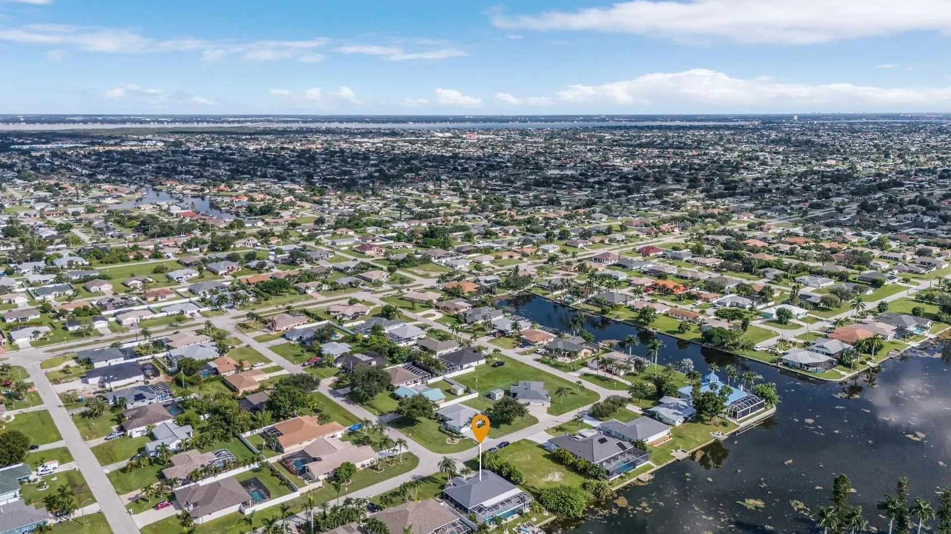 Perfect Sunsets, Kayak, Bikes, Game Room, Heated Pool And - Adele- Roelens Holiday home Cape Coral