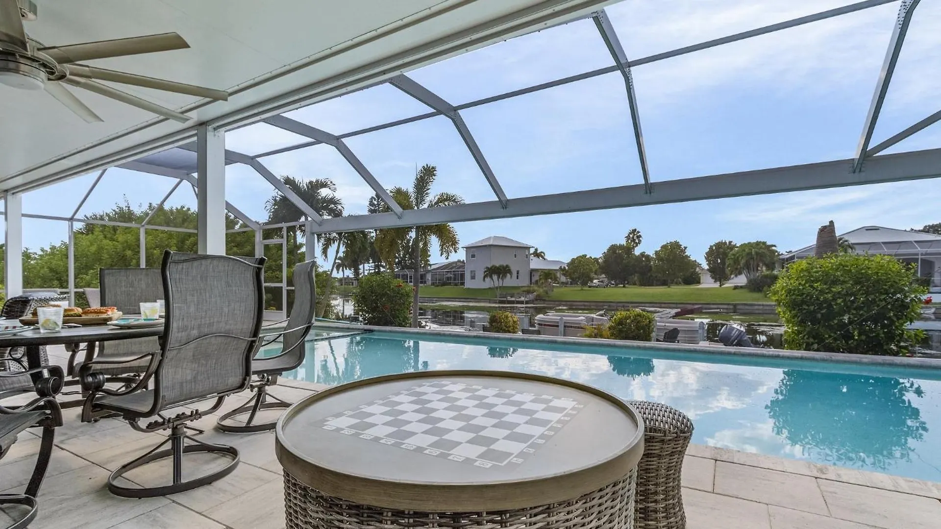 Holiday home Perfect Sunsets, Kayak, Bikes, Game Room, Heated Pool And - Adele- Roelens