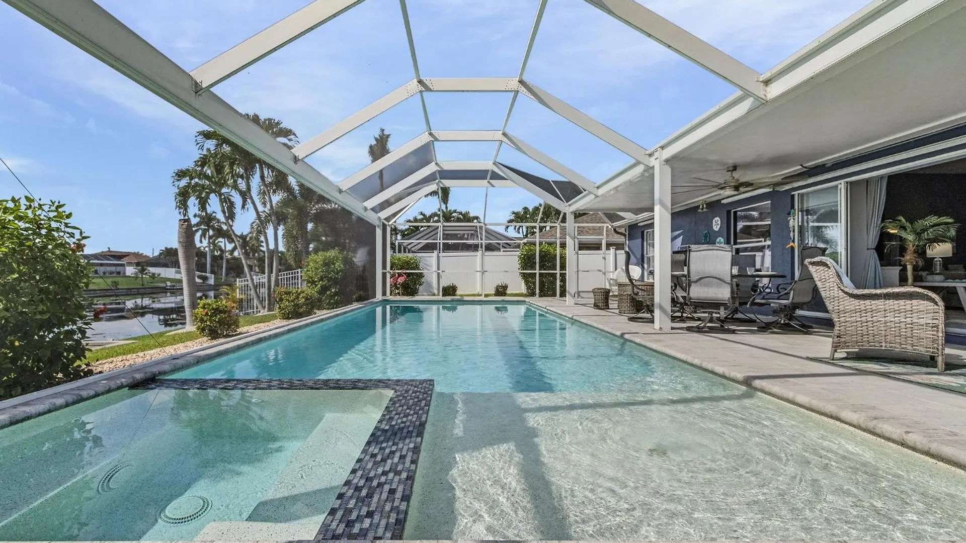 Perfect Sunsets, Kayak, Bikes, Game Room, Heated Pool And - Adele- Roelens Cape Coral