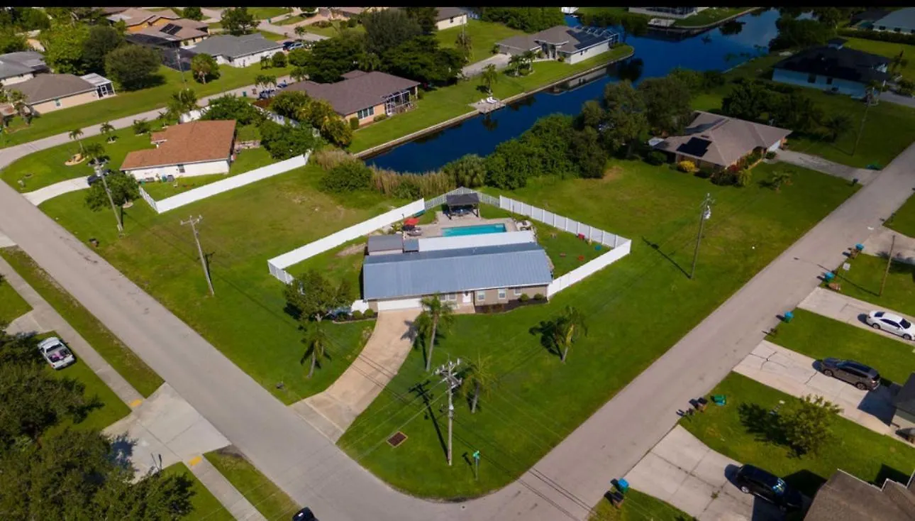 Holiday home Pool House Ideal For Family Pool Heated *