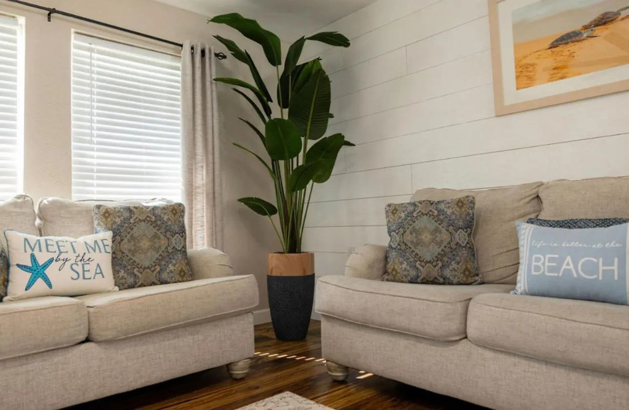 Pool House Ideal For Family Pool Heated Holiday home