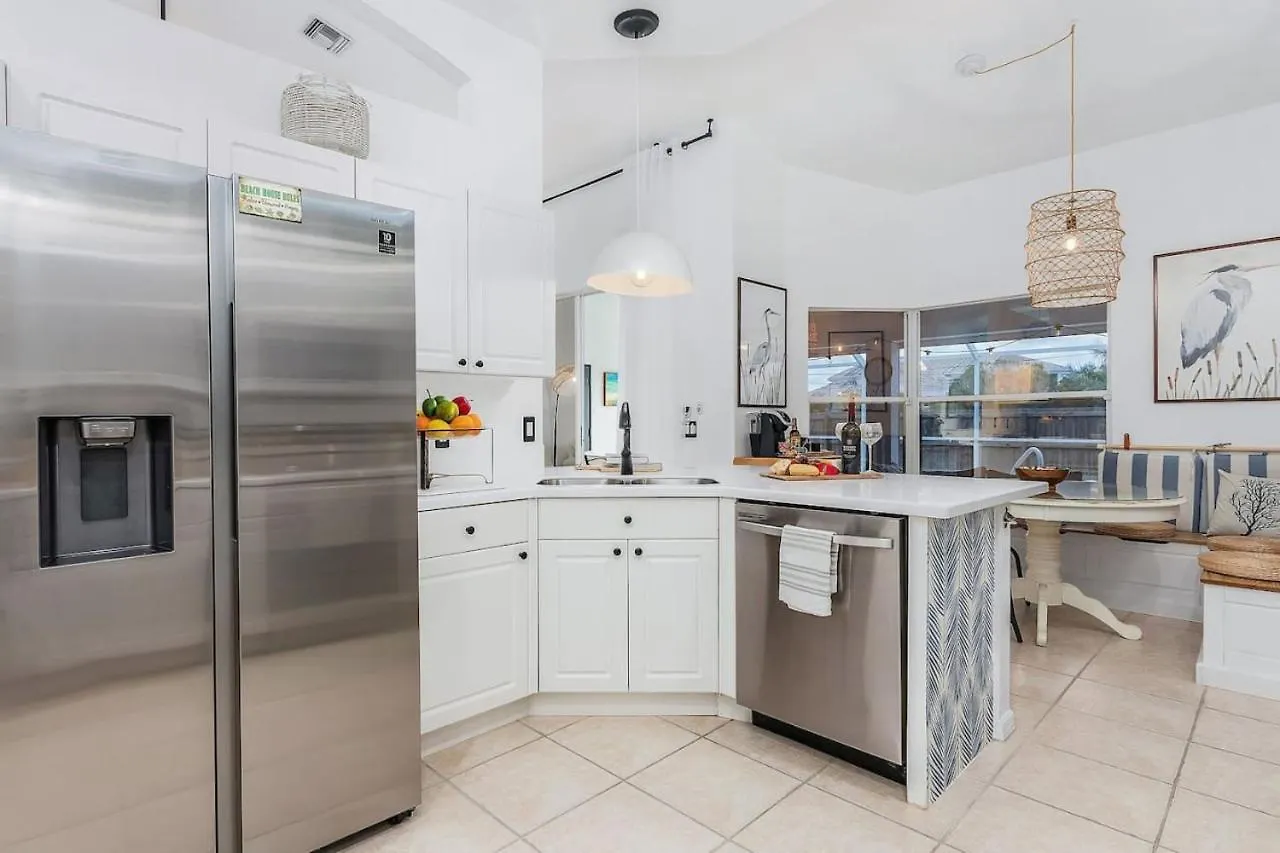 Endless Summer Sanctuary Peaceful Pool * Cape Coral