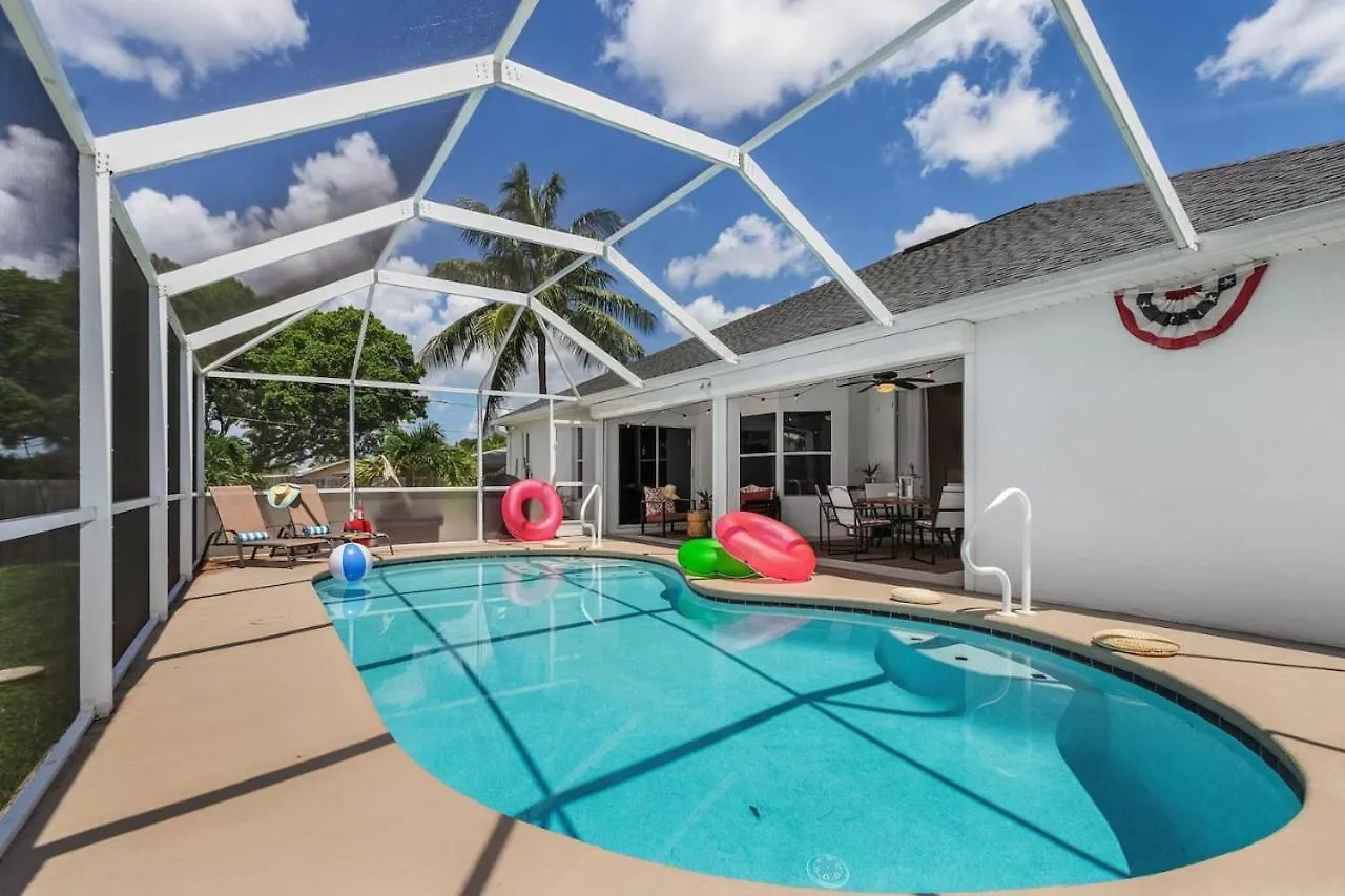 Endless Summer Sanctuary Peaceful Pool *