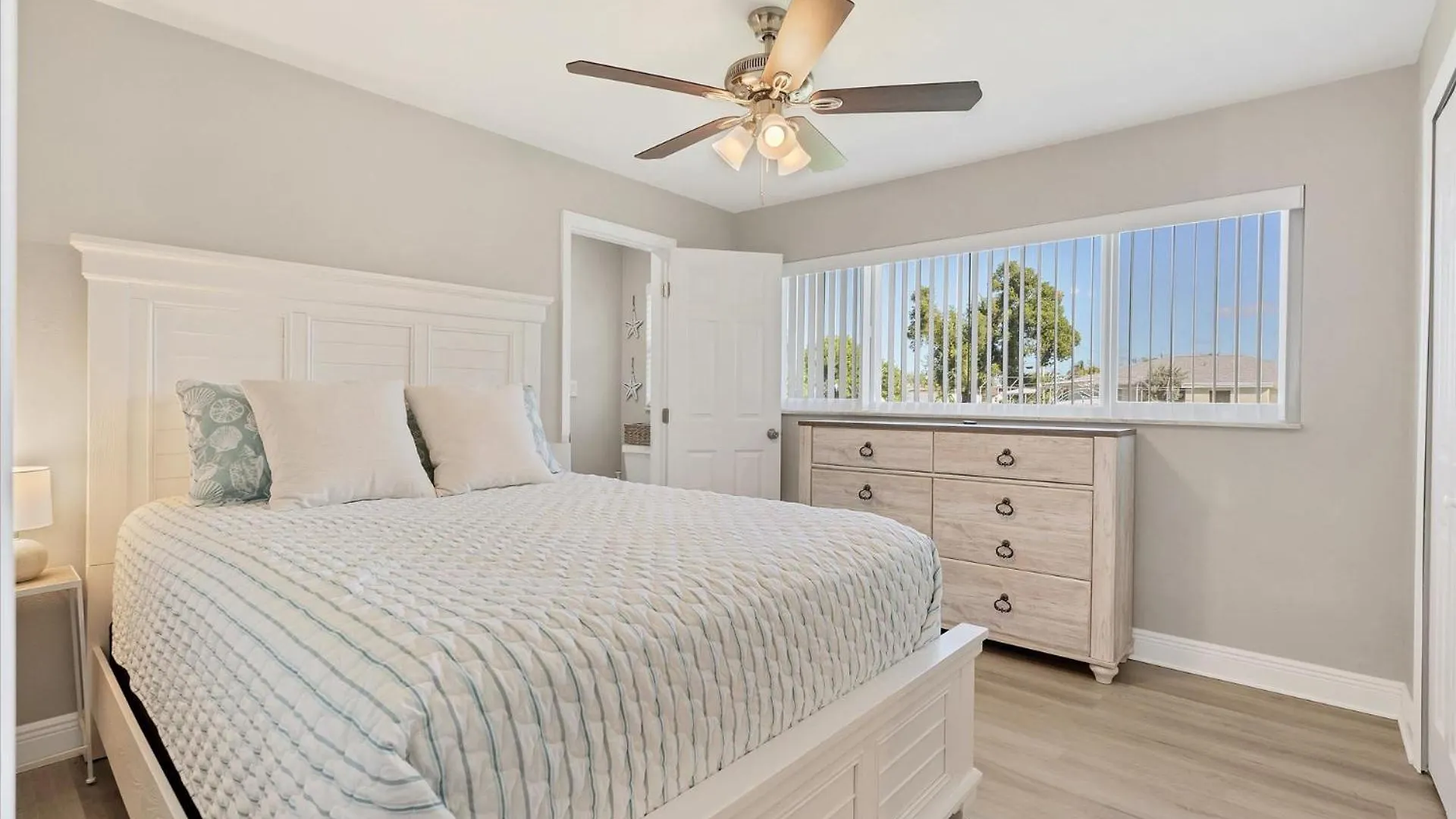 4103 Se 1st * Cape Coral