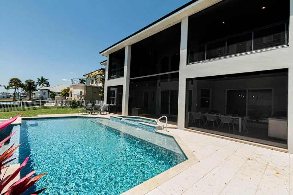 Breathtaking 6bd Riverfront Mansion W Pool *