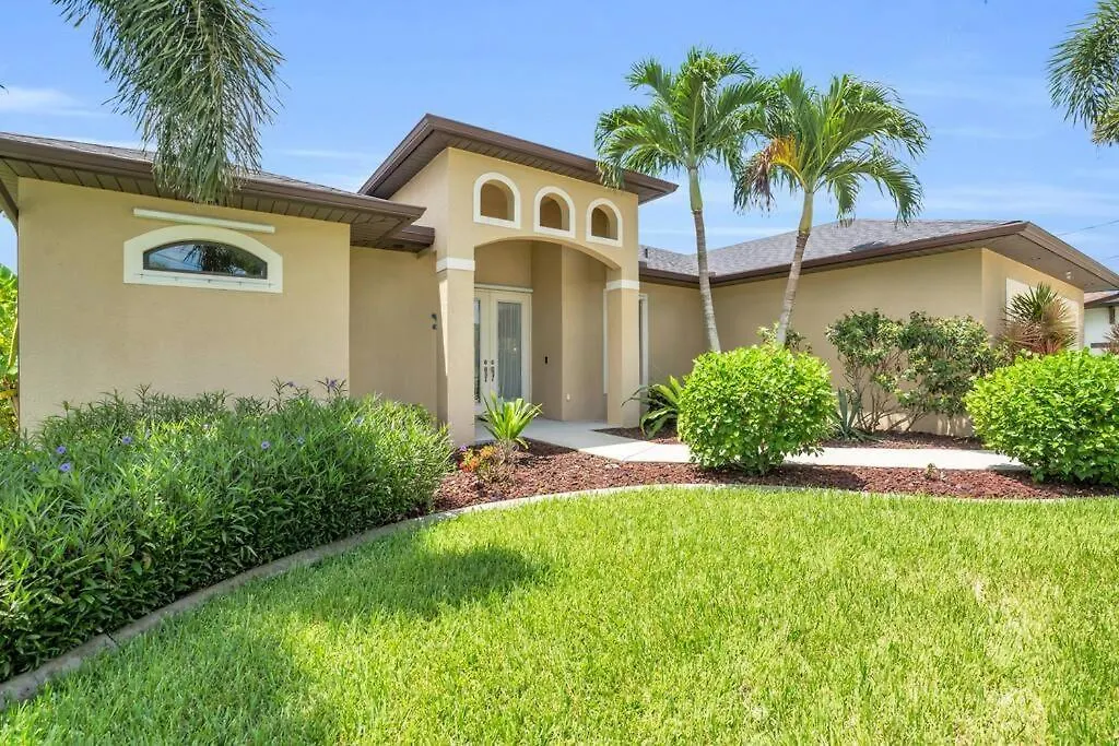 Atlantis Cape Coral