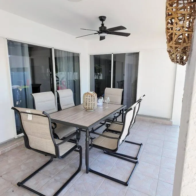 Villa Coastal Oasis, Sleeps 8, Heated Pool, Bbq And Jacuzzi Cape Coral