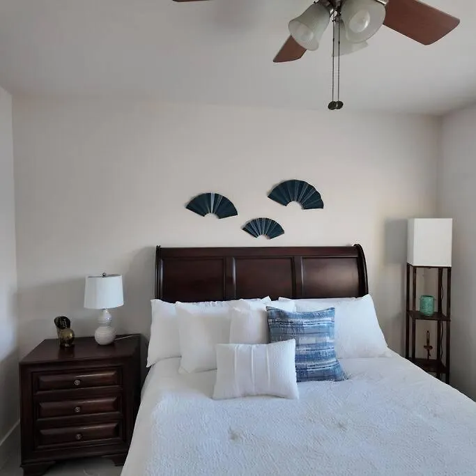 Coastal Oasis, Sleeps 8, Heated Pool, Bbq And Jacuzzi