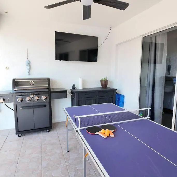Coastal Oasis, Sleeps 8, Heated Pool, Bbq And Jacuzzi Villa Cape Coral