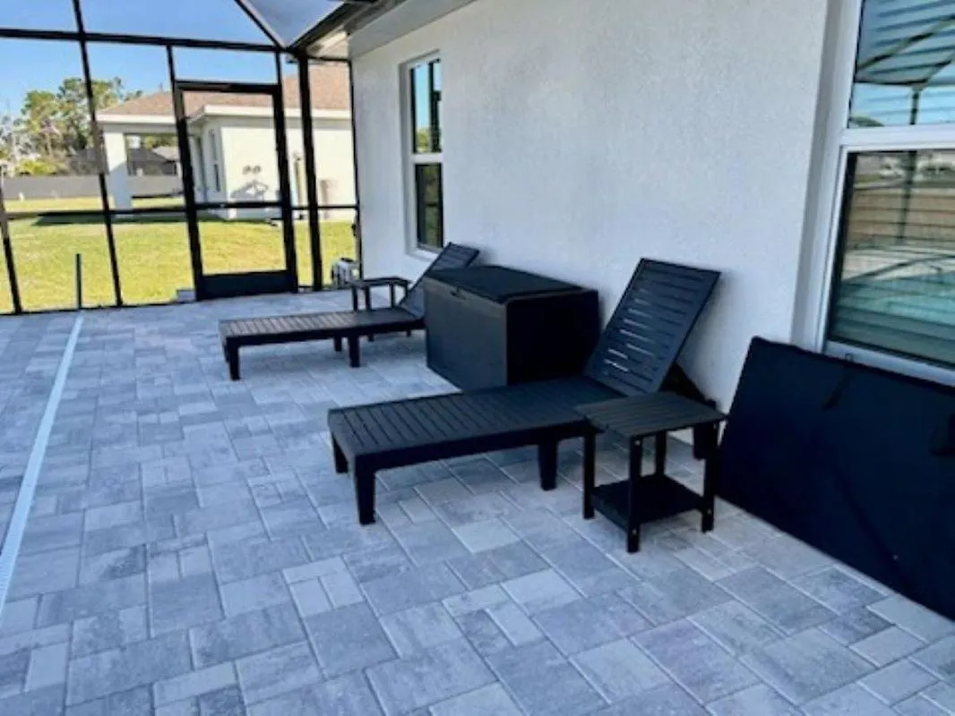 Luxury Retreat With Heated Saltwater Pool And Big Patio Perfect For 2 Families * Cape Coral