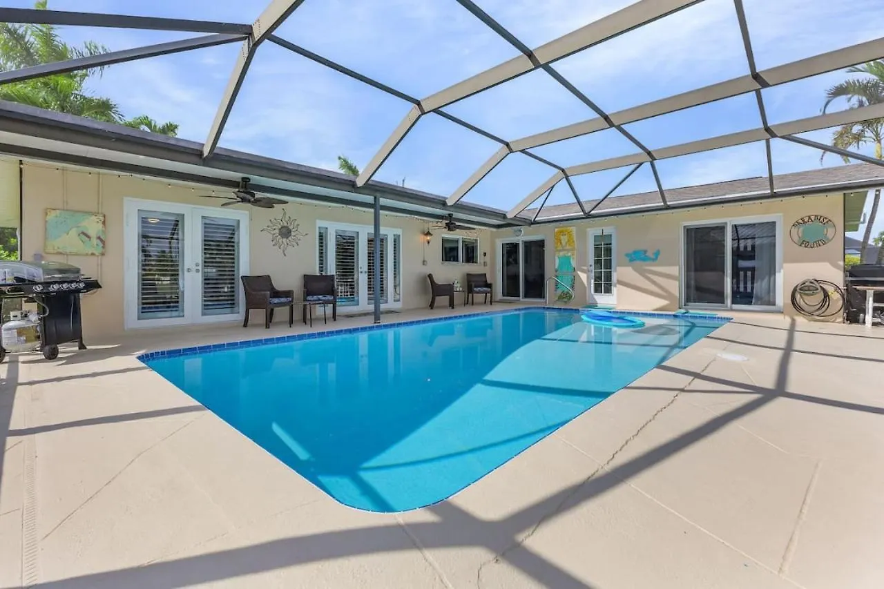 Holiday home Pool Time And Fun Times At Mermaid Dream *