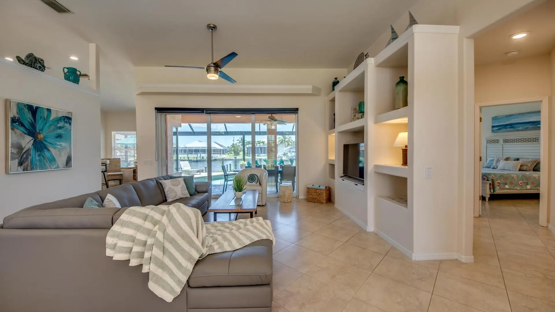Villa Royal Palms *