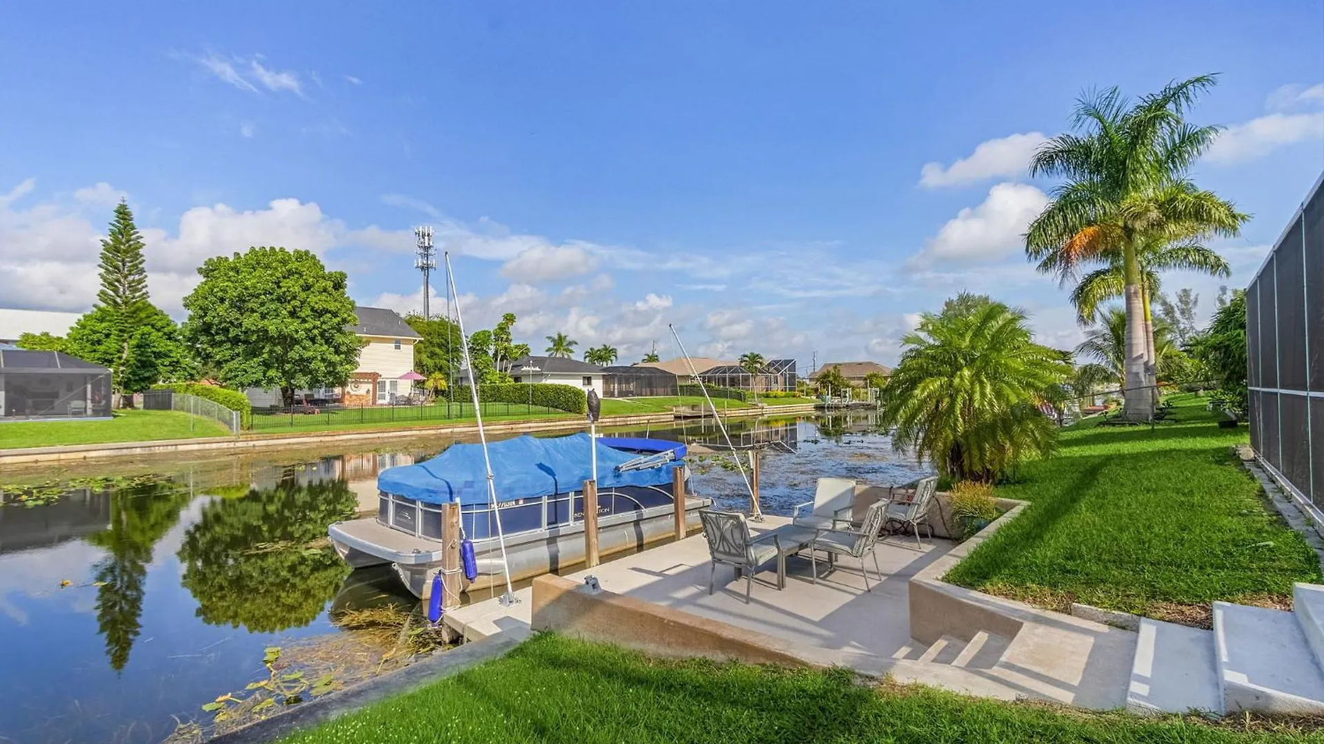 Holiday home Canal Views, Heated Pool, Time Well Spent - Nothing But Time - Roelens Cape Coral