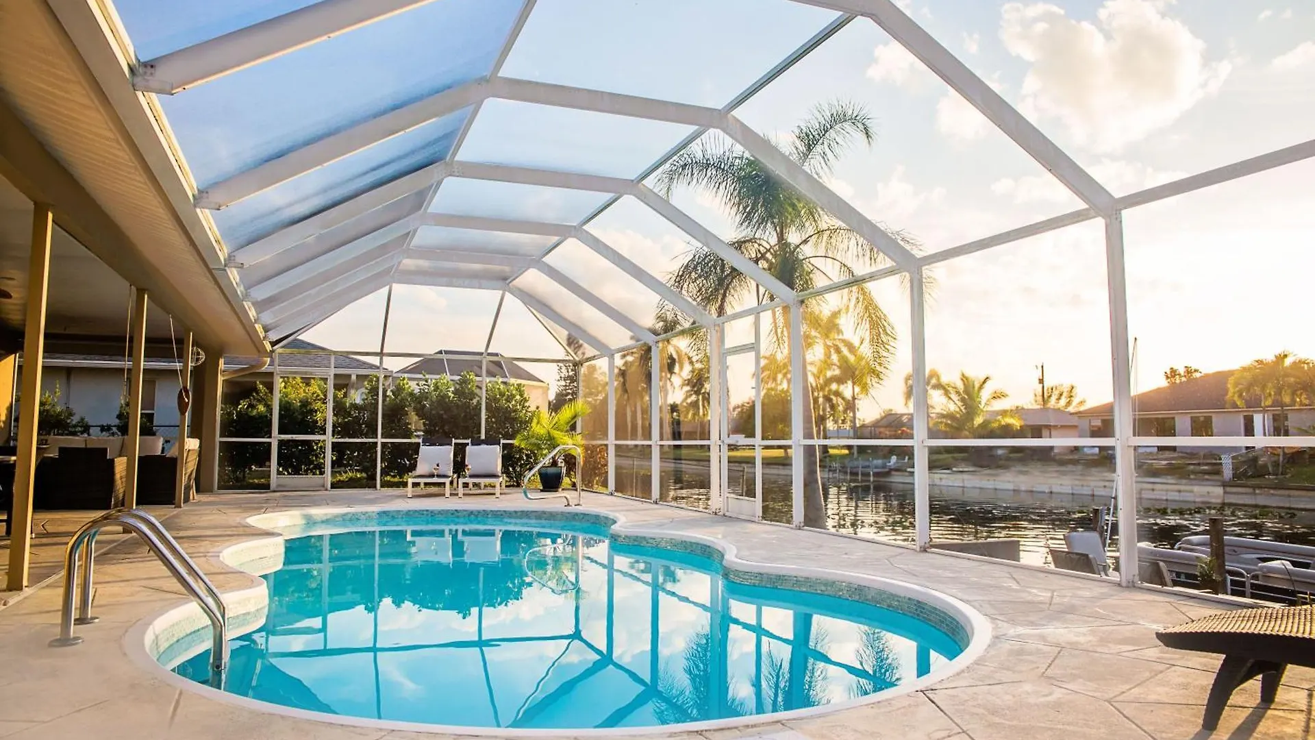 Canal Views, Heated Pool, Time Well Spent - Nothing But Time - Roelens * Cape Coral