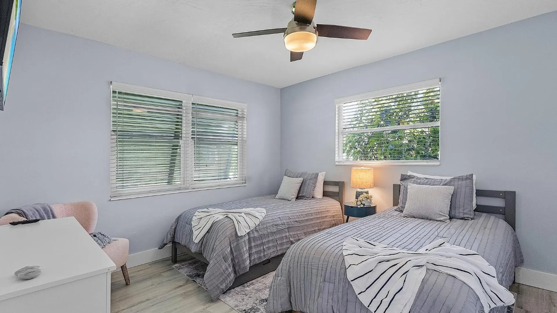 Soak Up The Sun - Saltwater Pool, Spacious Fenced-in Backyard, *