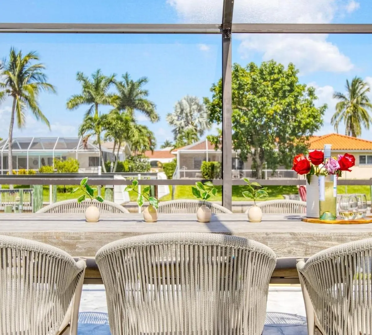 The Endless Summer Hideaway * Cape Coral