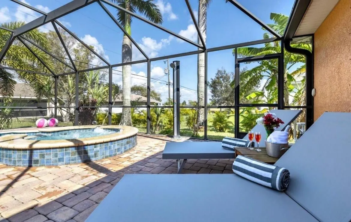 Holiday home Tranquil Palms Heated Pool Outdoor Tv &