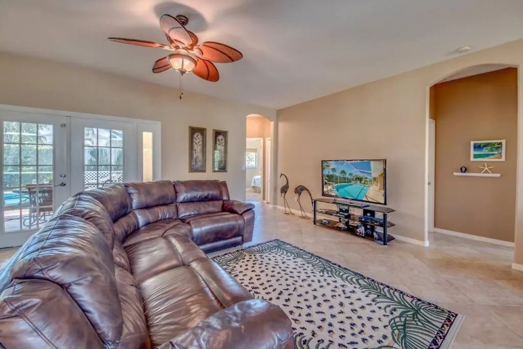 Harmony By Coralvilla, Pool, Great Location Cape Coral