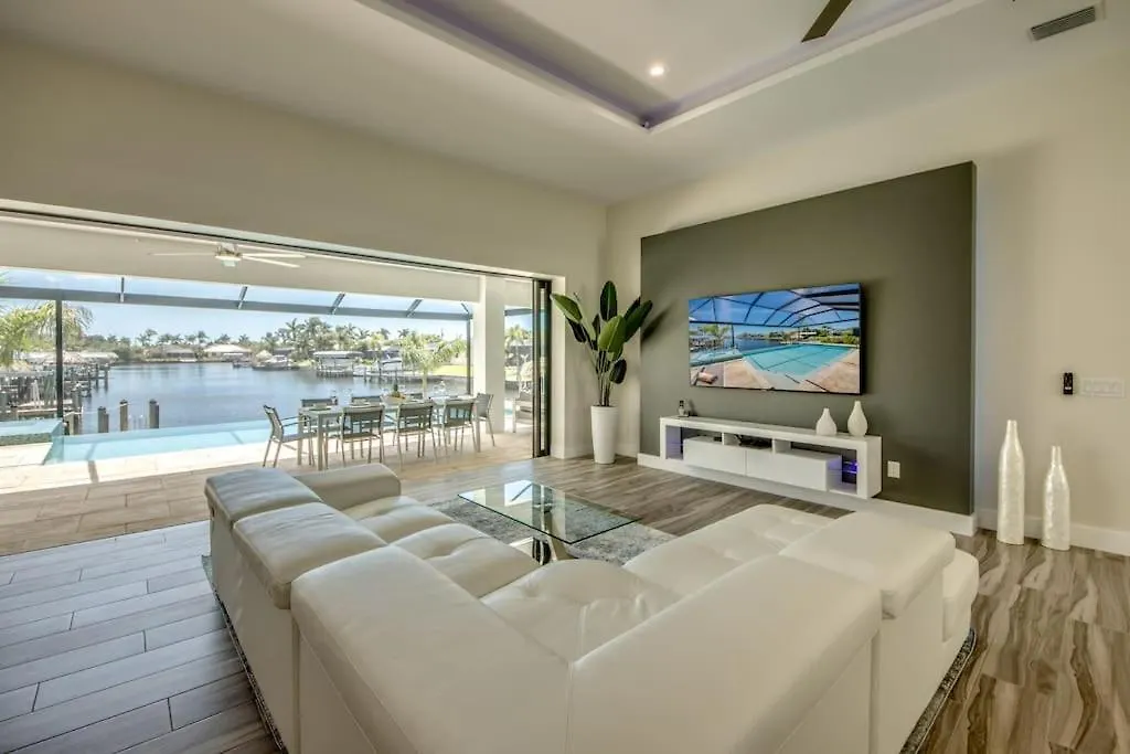 Infinity By Coralvilla -modern, On Water, Pool * Cape Coral