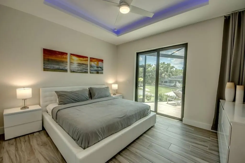 Villa Infinity By Coralvilla -modern, On Water, Pool Cape Coral