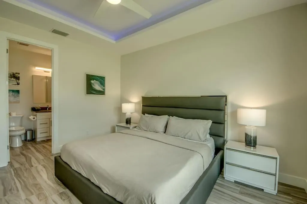 Villa Infinity By Coralvilla -modern, On Water, Pool