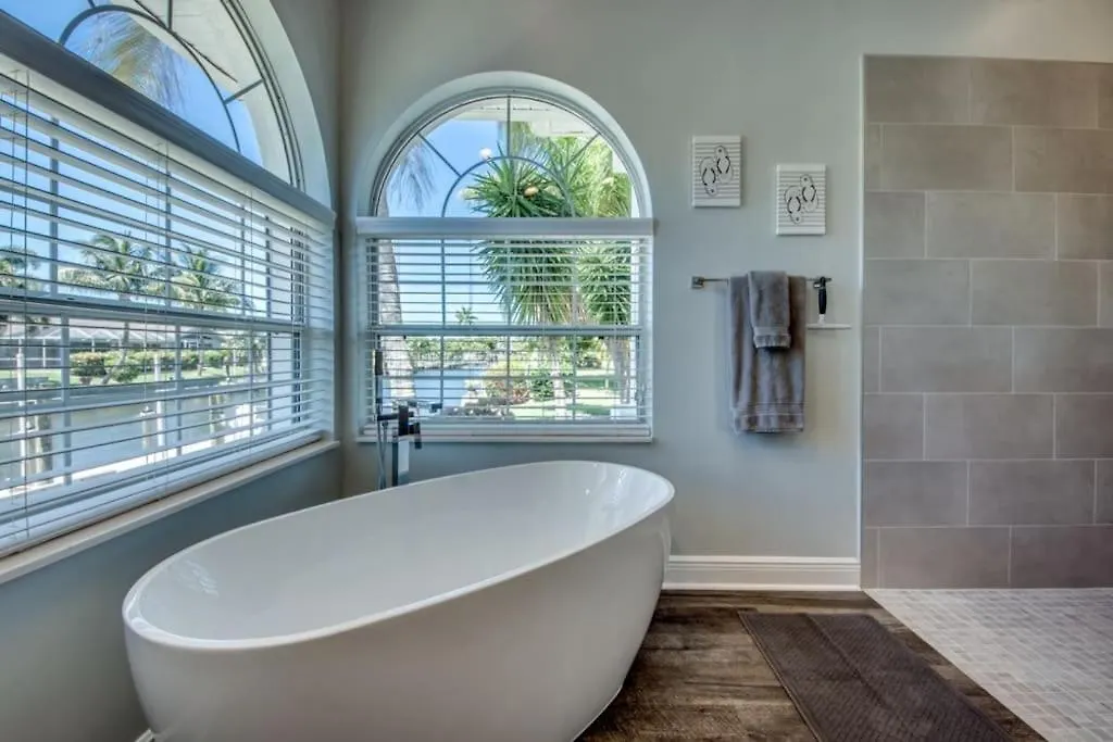 Villa Inspiration By Coralvilla Cape Coral
