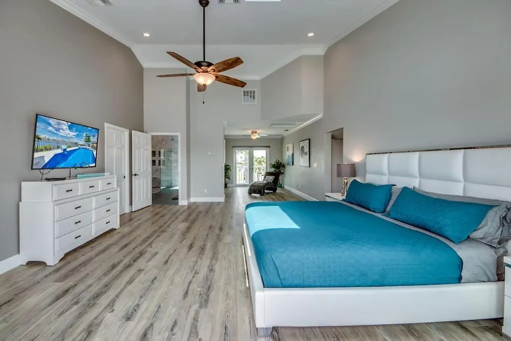 Key West By Coralvilla, 2 Story Villa, Pool, Game