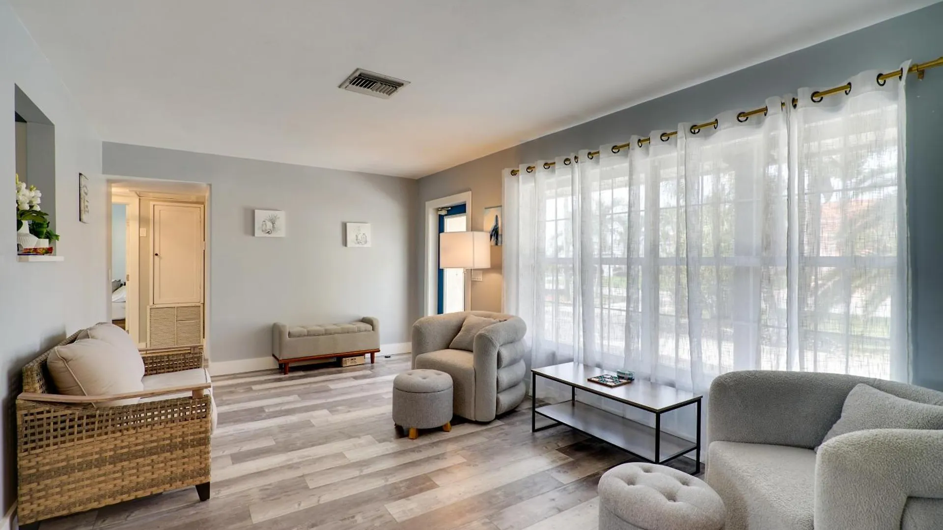 Less Than 1 Mi To Canal-front Escape! * Cape Coral