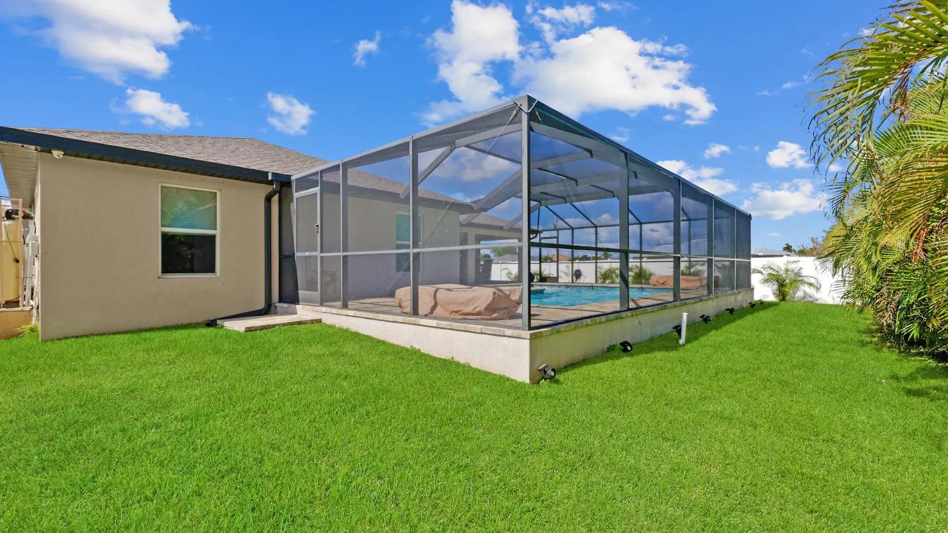 Seeking For A Peaceful Retreat Away From The Hustle And Bustle - Dania Cape Coral