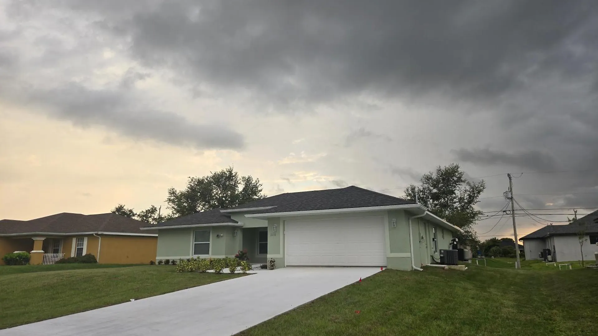Cozy Urban Oasis Cape Coral