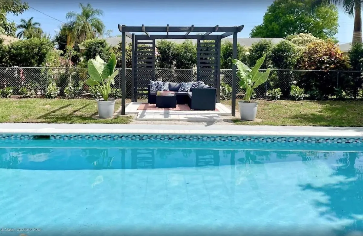 Family-friendly Oasis With Pool! Holiday home