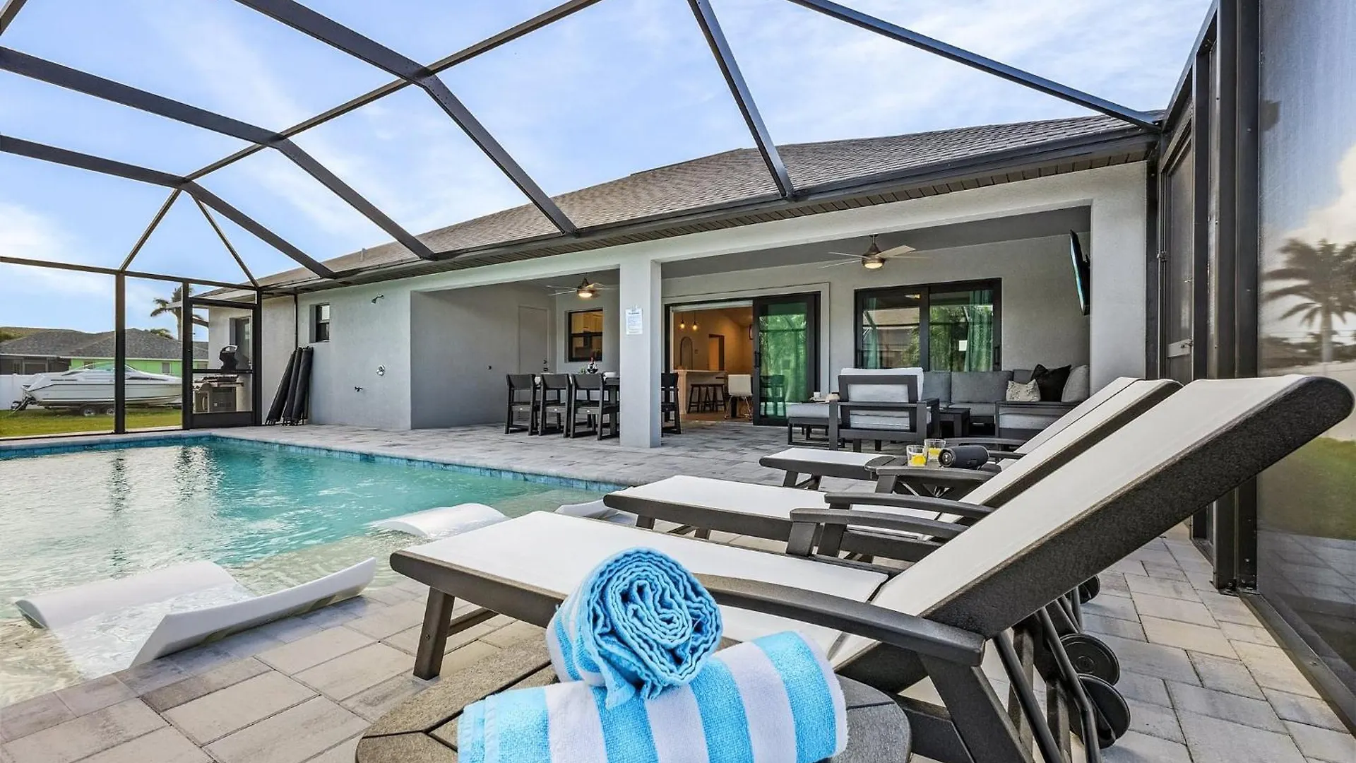Experience Tranquility, Heated Pool, Bicycles -villa Slow M Holiday home