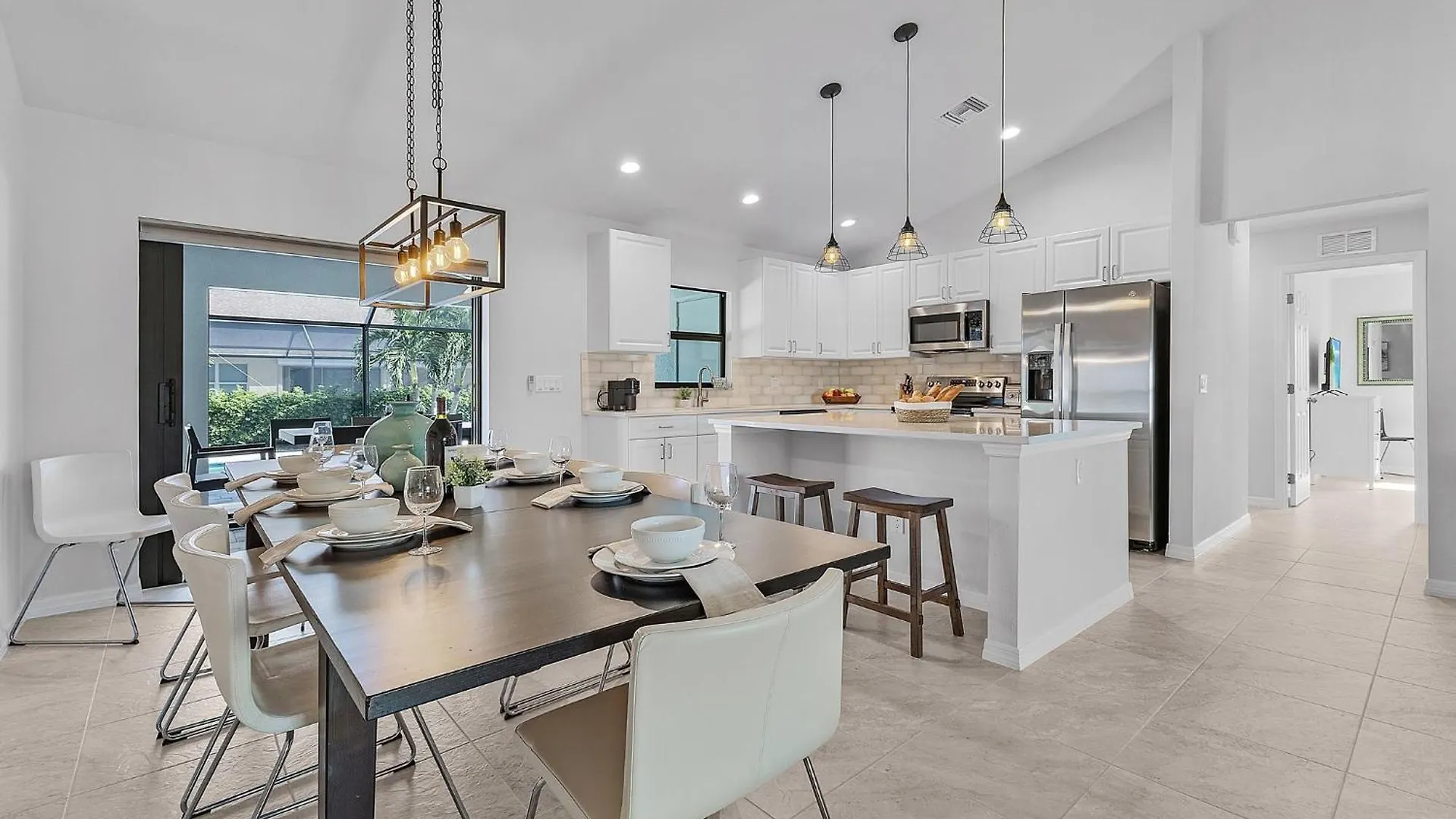 Experience Tranquility, Heated Pool, Bicycles -villa Slow M * Cape Coral