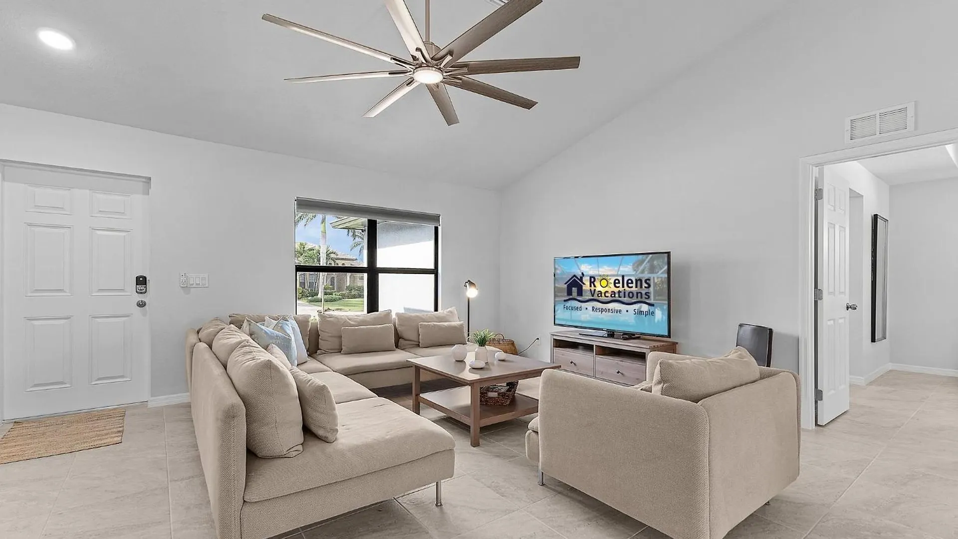 Experience Tranquility, Heated Pool, Bicycles -villa Slow M Cape Coral
