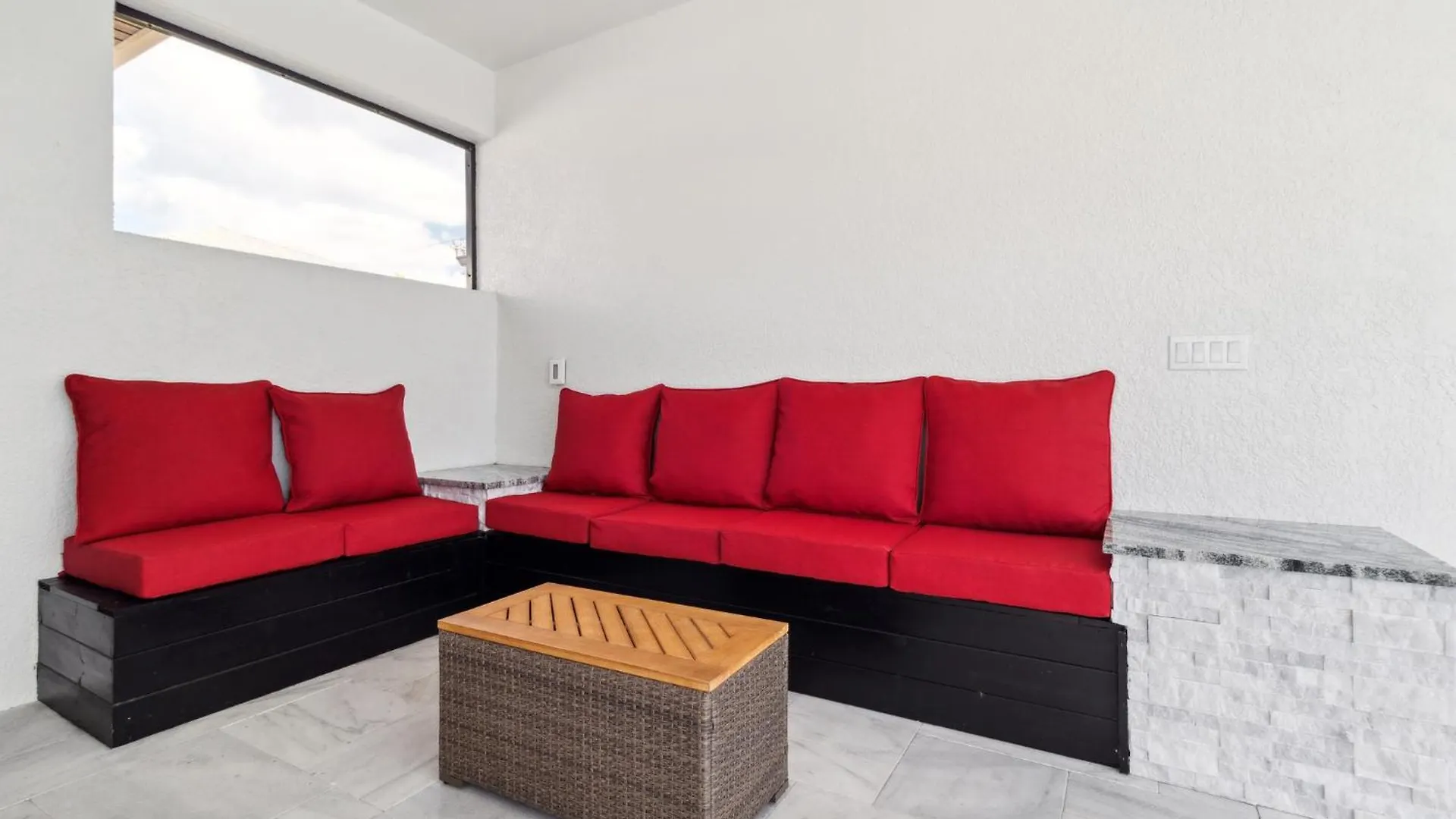 Retreat Gulfside Waterfront Luxury Private Pool And Cape Coral
