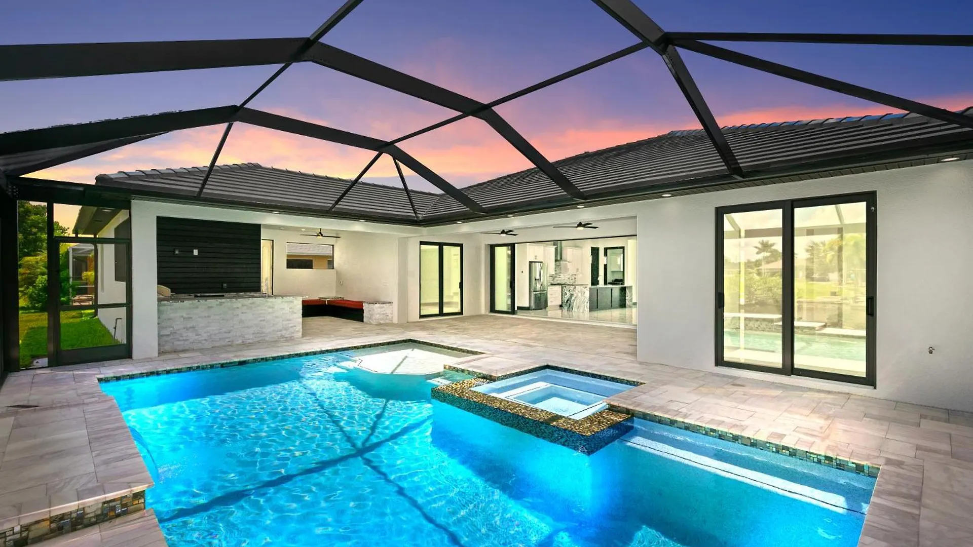 Retreat Gulfside Waterfront Luxury Private Pool And Holiday home